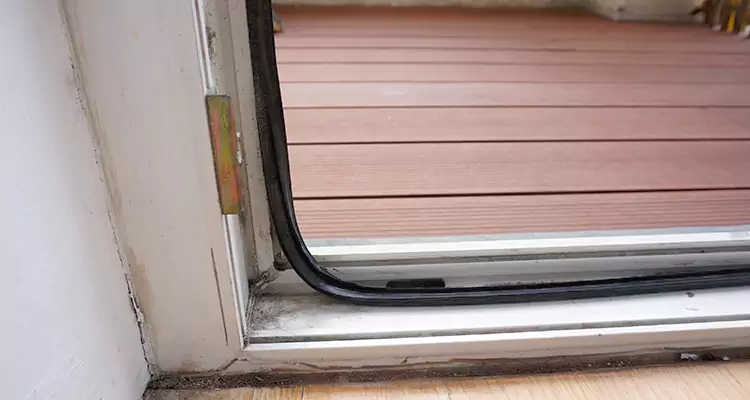 Why Choose Us for Leaking Sliding Glass Door Repair in Lehigh Acres, FL?