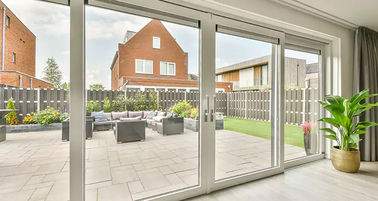 Best Sliding Screen Door Replacement Company in Lehigh Acres, FL