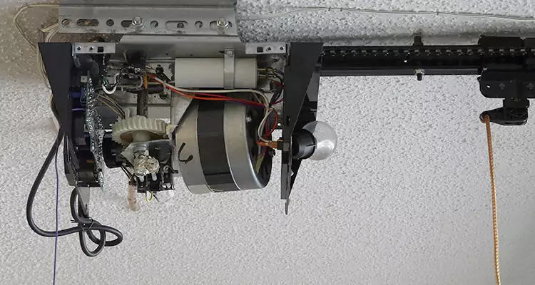 Garage Door Motor Replacement in Lehigh Acres, FL