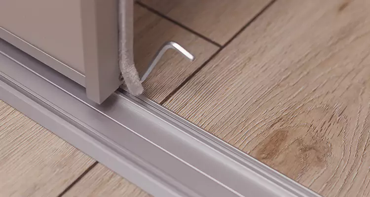 Squeaky Sliding Door Repair in Lehigh Acres, FL