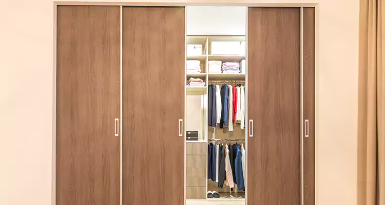 Sliding Closet Wardrobe Repairs in Lehigh Acres, FL